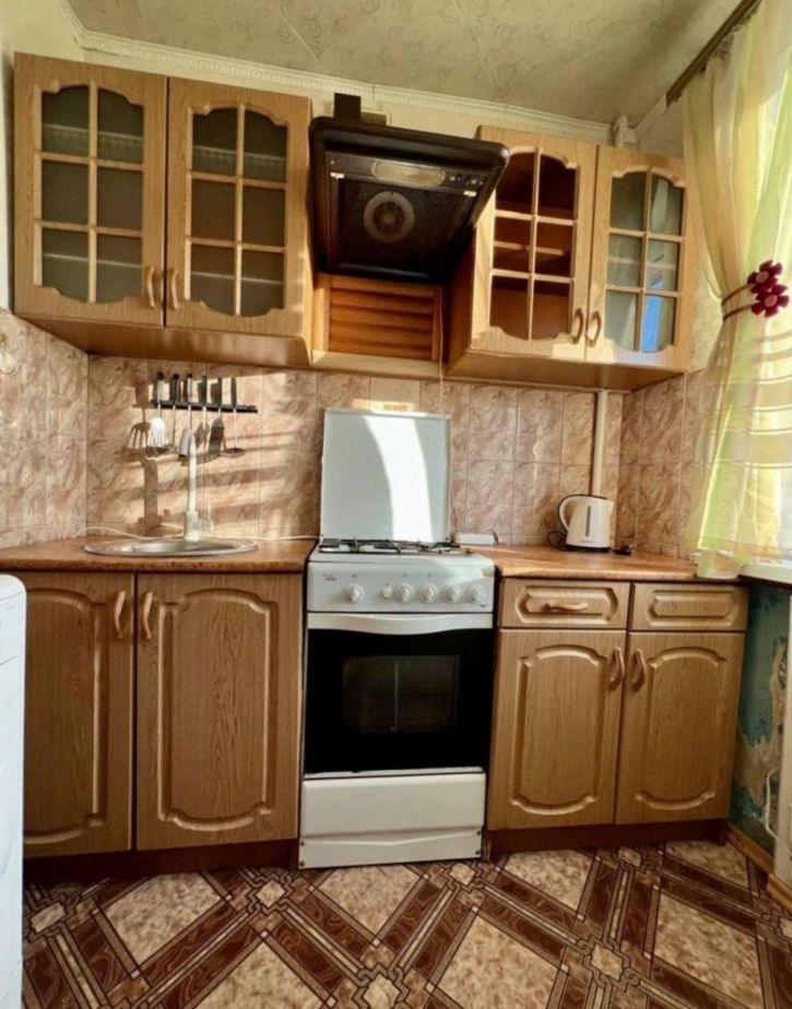 1-комн квартира Калининградская улица, 3