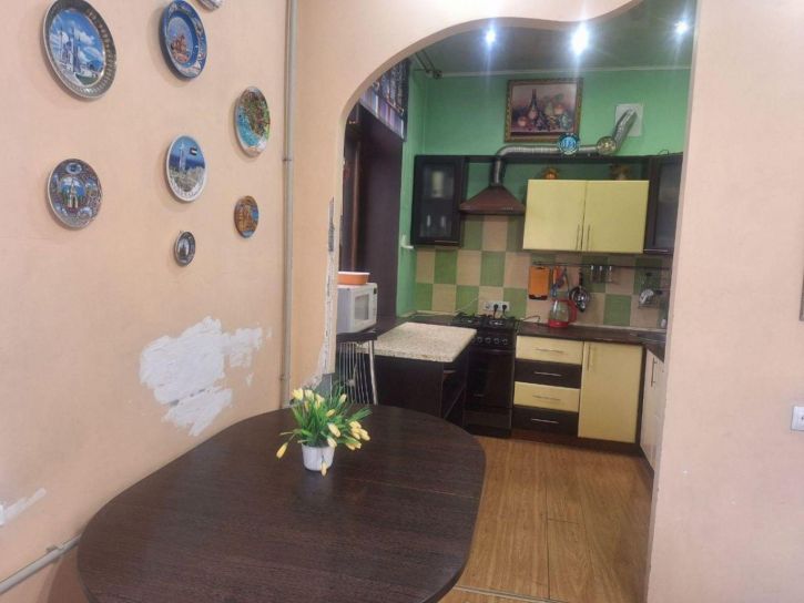 3-комн квартира Физкультурная улица, 106