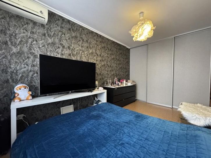 3-комн квартира Ивана Финютина бульвар, 22