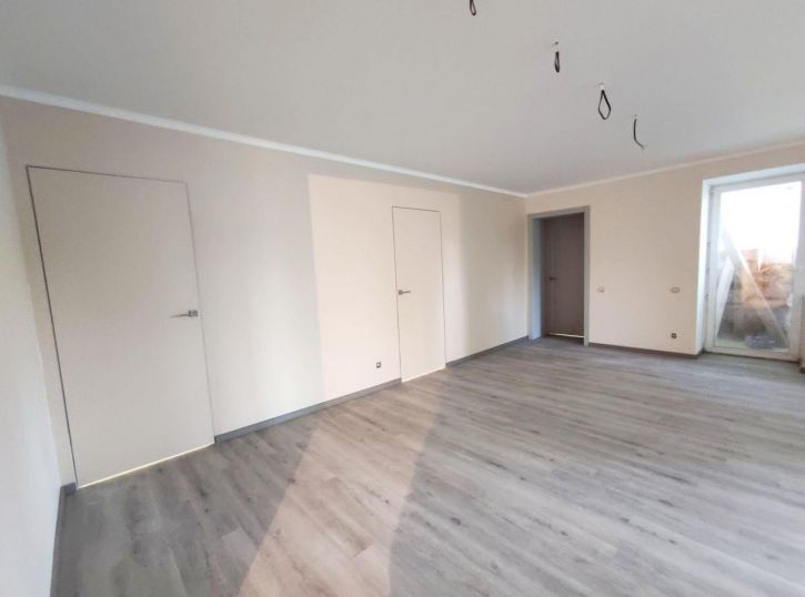 3-комн квартира Ново-Садовая улица, 181а