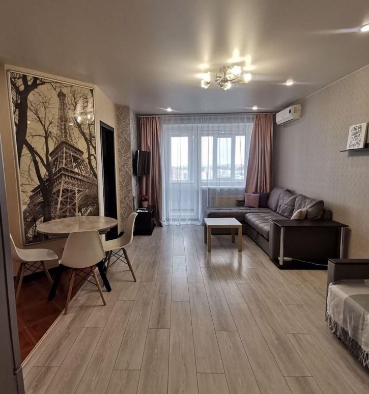 2-комн квартира Советской Армии улица, 238А