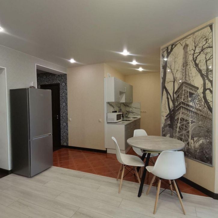 2-комн квартира Советской Армии улица, 238А