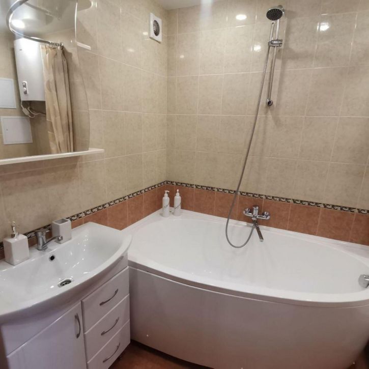 2-комн квартира Советской Армии улица, 238А