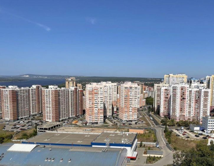 2-комн квартира Советской Армии улица, 238А