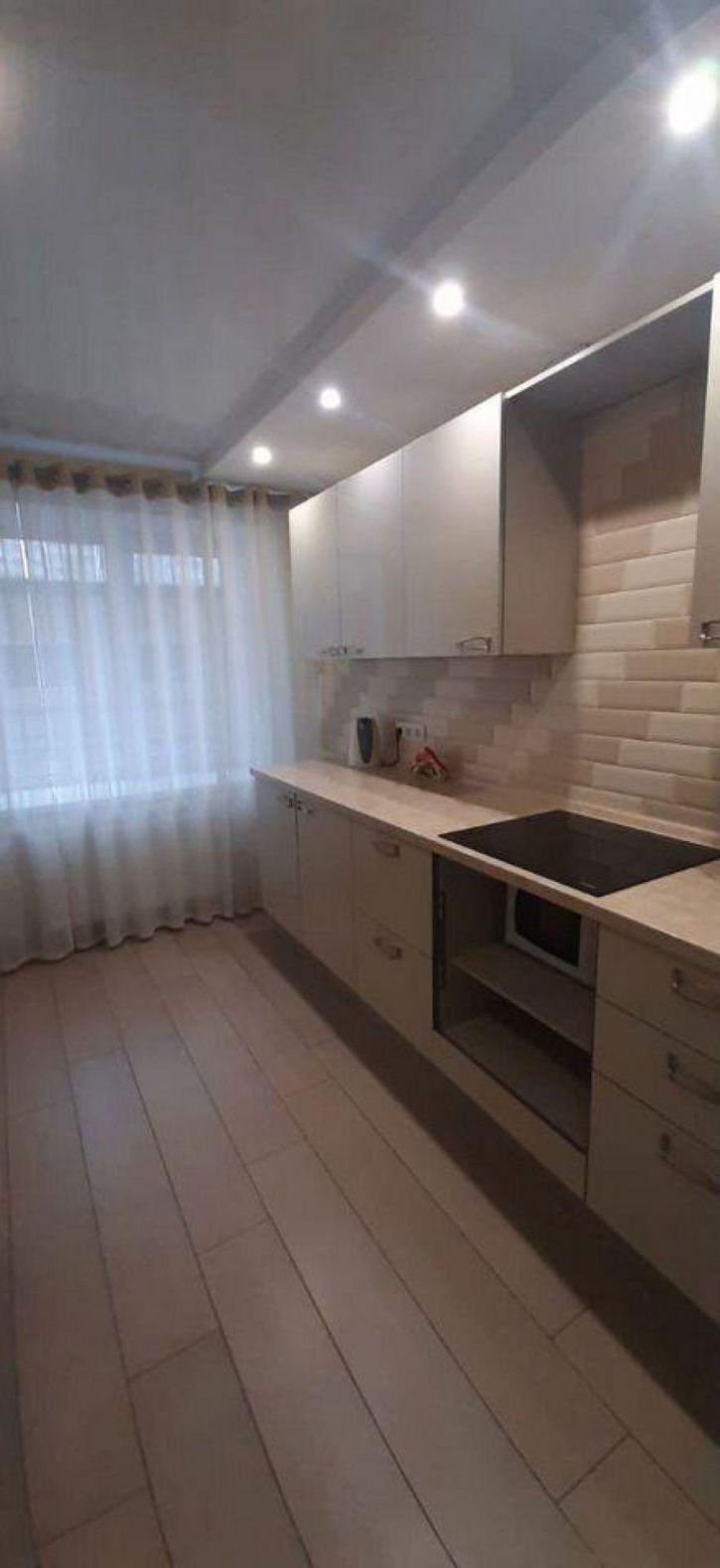 2-комн квартира Ново-Садовая улица, 353в