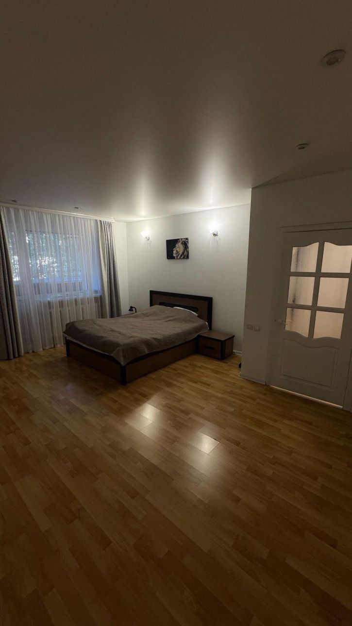 1-комн квартира Венцека улица, 78