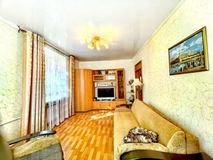 3-комн квартира Ивана Булкина улица, 88