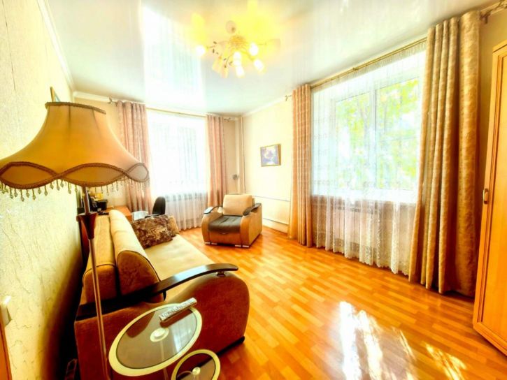 3-комн квартира Ивана Булкина улица, 88