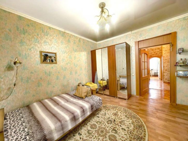 3-комн квартира Ивана Булкина улица, 88