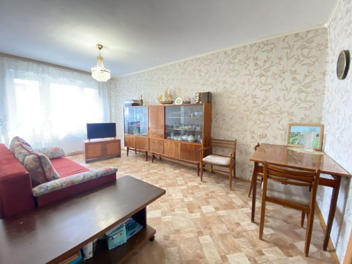 3-комн квартира Московское шоссе 16-й километр, 177