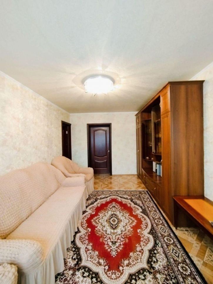 3-комн квартира Ветлянская улица, 40