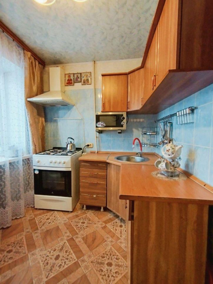 3-комн квартира Ветлянская улица, 40