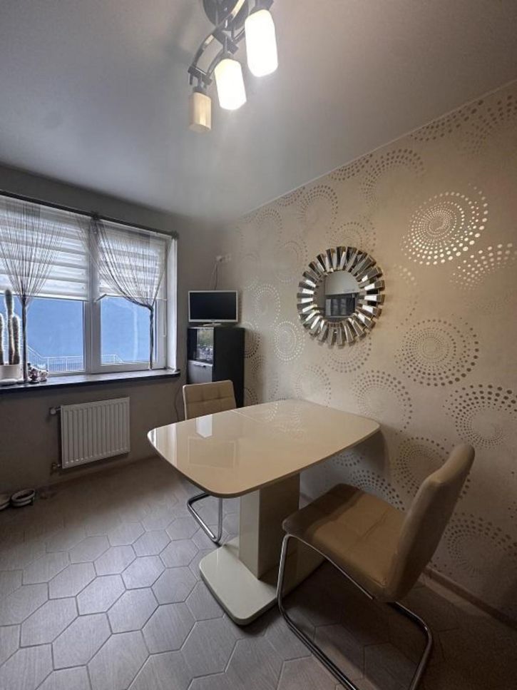 2-комн квартира Кирова проспект, 322Ак4