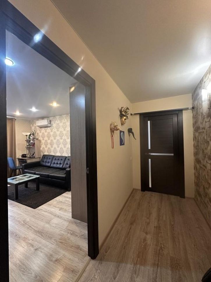 2-комн квартира Кирова проспект, 322Ак4