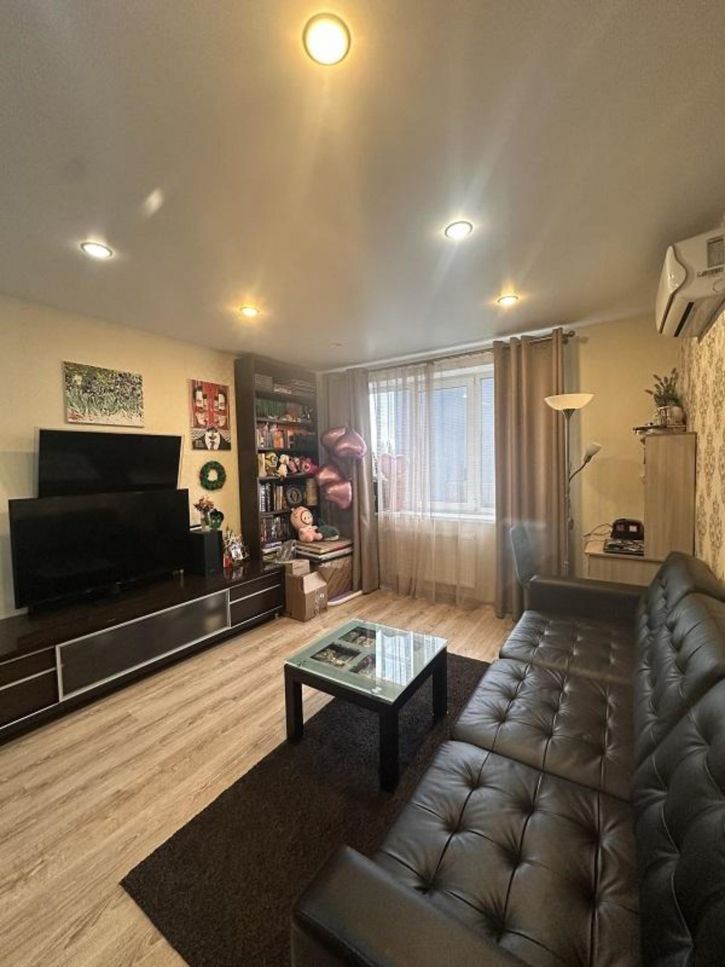 2-комн квартира Кирова проспект, 322Ак4