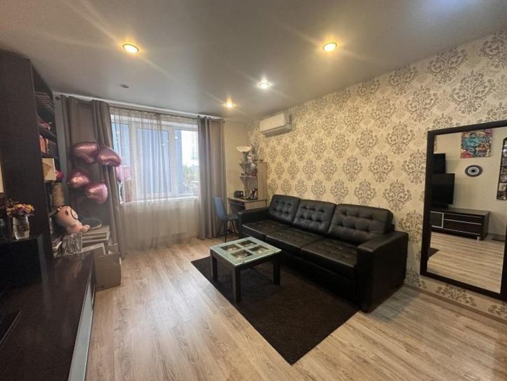 2-комн квартира Кирова проспект, 322Ак4