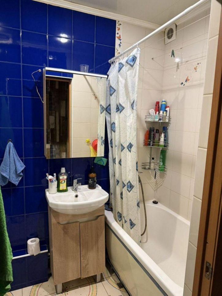 2-комн квартира Карбышева улица, 64