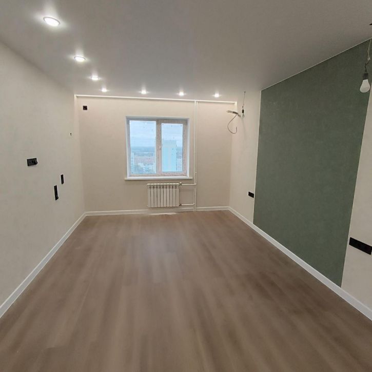 2-комн квартира Революционная улица, 130