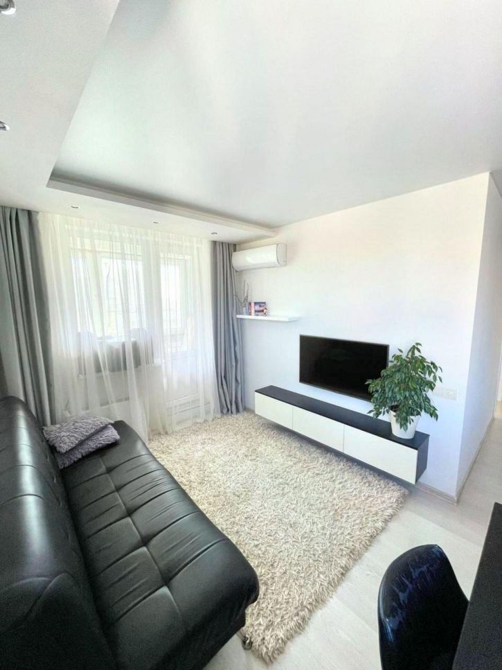 2-комн квартира Потапова улица, 78в