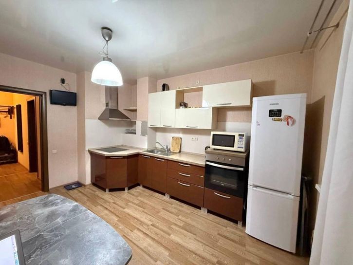 1-комн квартира Революционная улица, 4