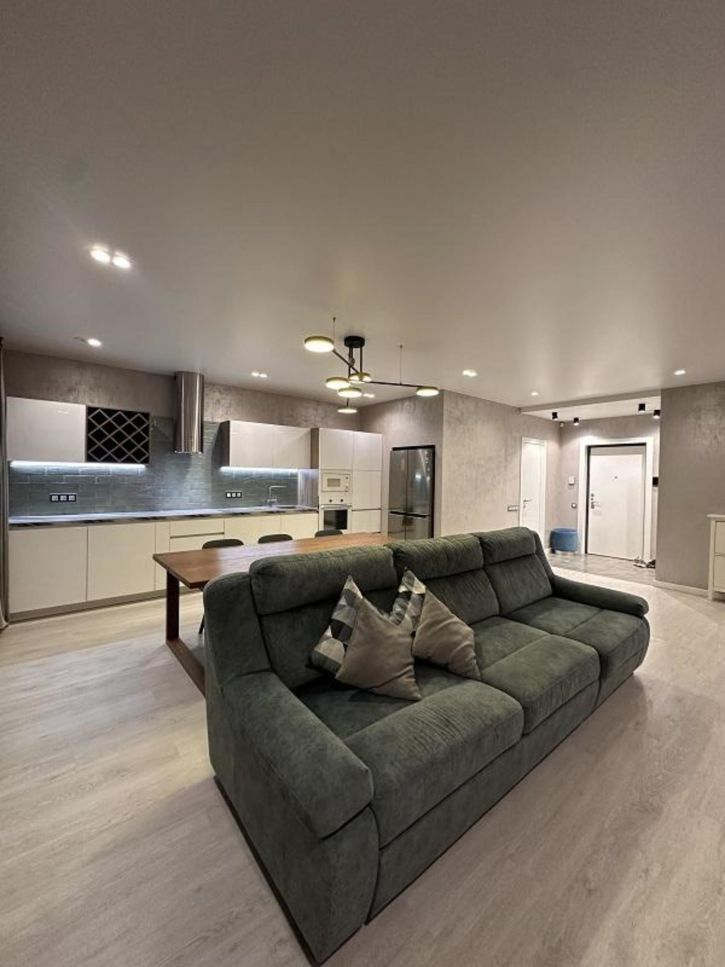 3-комн квартира Ново-Садовая улица, 106Н