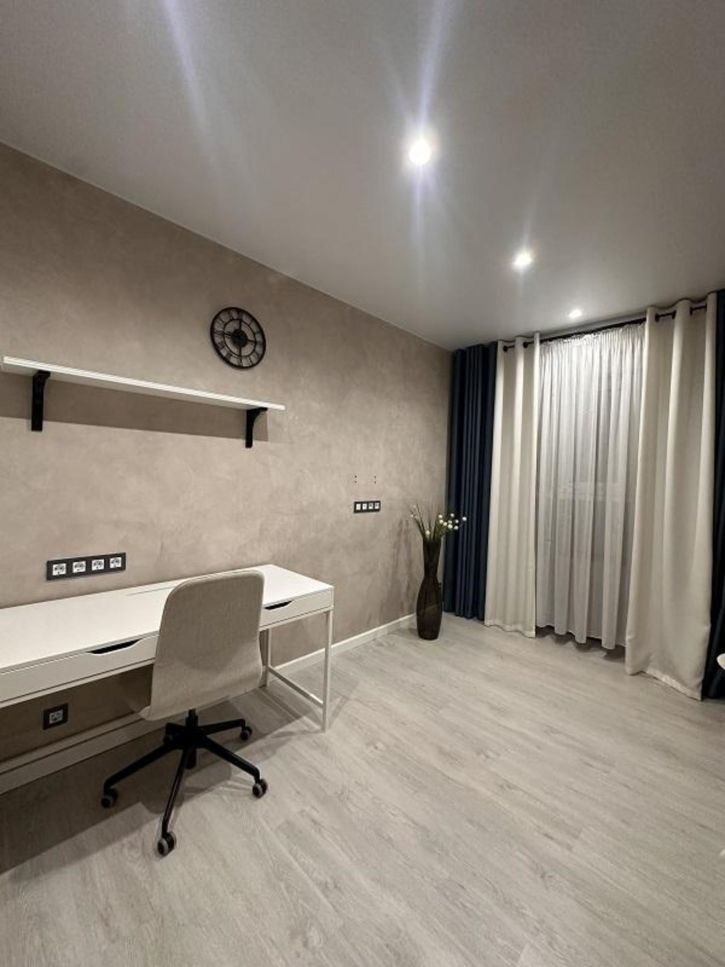 3-комн квартира Ново-Садовая улица, 106Н