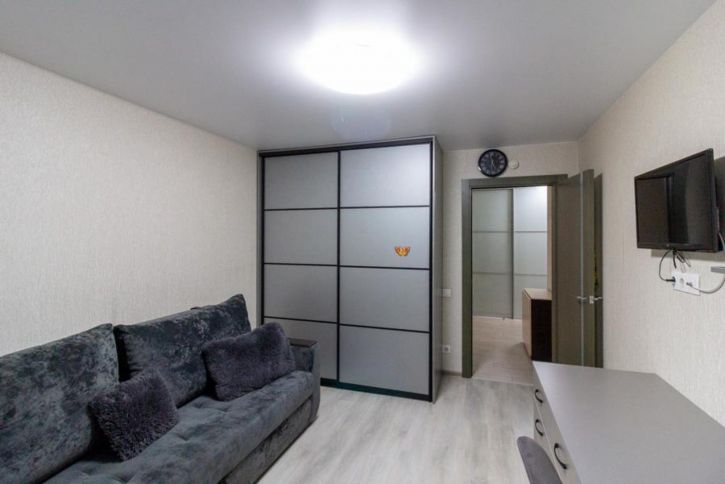 2-комн квартира Краснодонская улица, 10