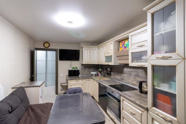 2-комн квартира Краснодонская улица, 10