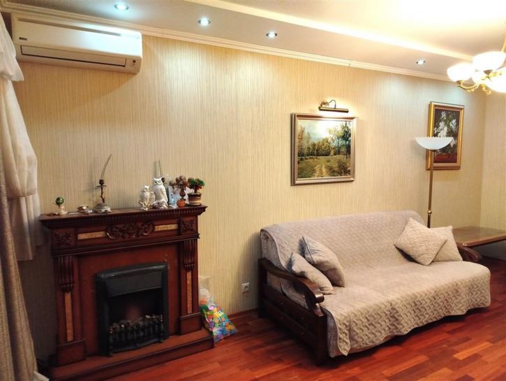 2-комн квартира Советской Армии улица, 238а