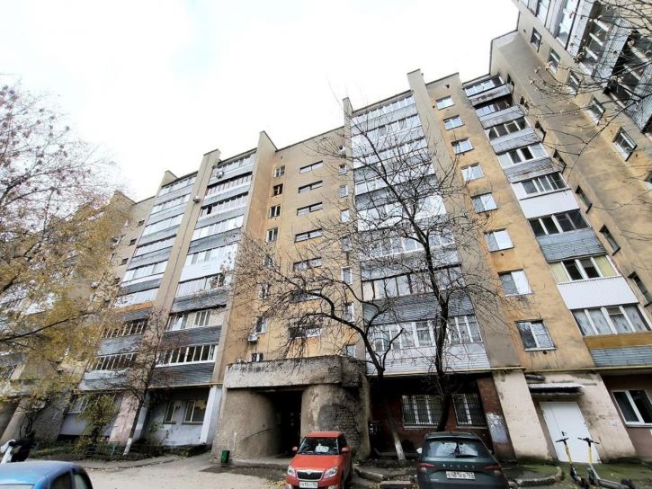 4-комн квартира Аэродромная улица, 127