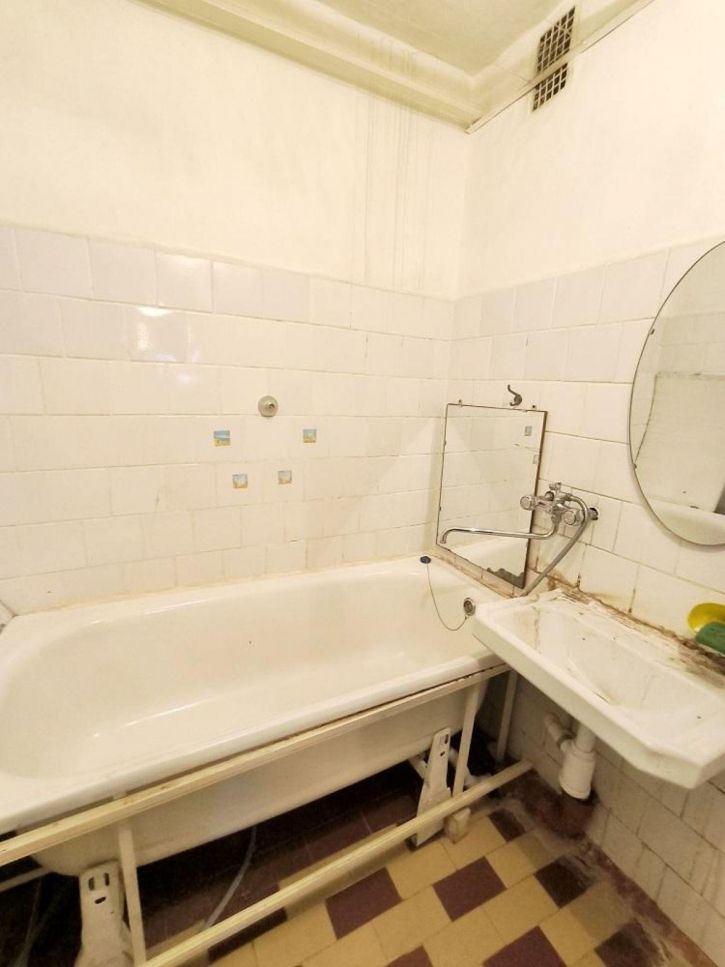 4-комн квартира Аэродромная улица, 127