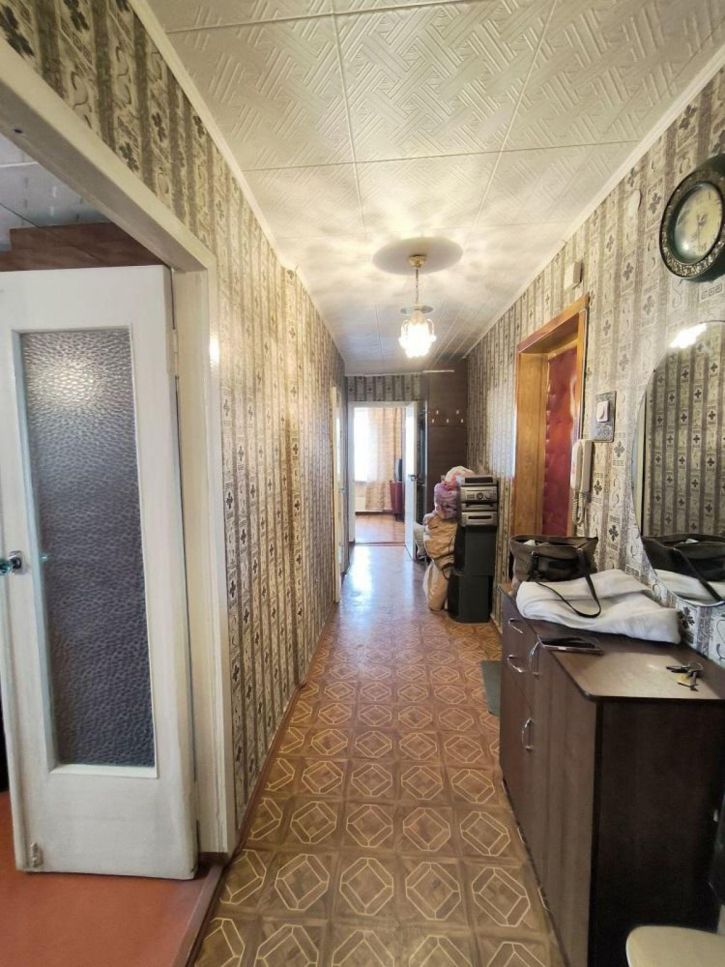 4-комн квартира Аэродромная улица, 127