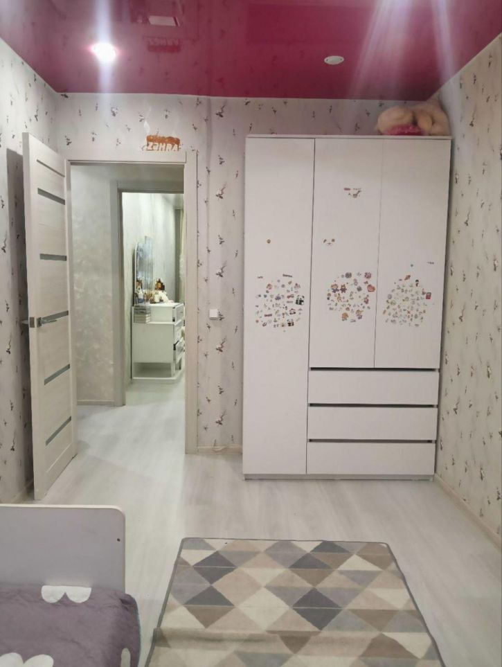 3-комн квартира Кирова проспект, 188