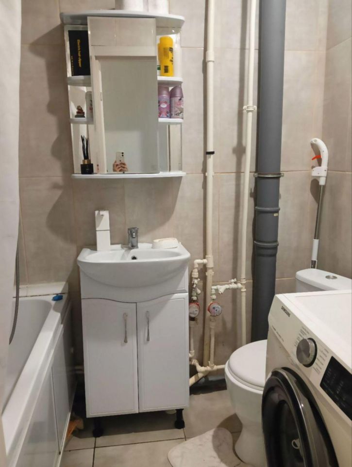 3-комн квартира Кирова проспект, 188