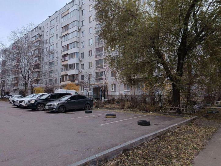 3-комн квартира Революционная улица, 148