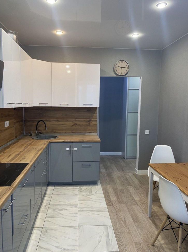 2-комн квартира 5-я просека, 133