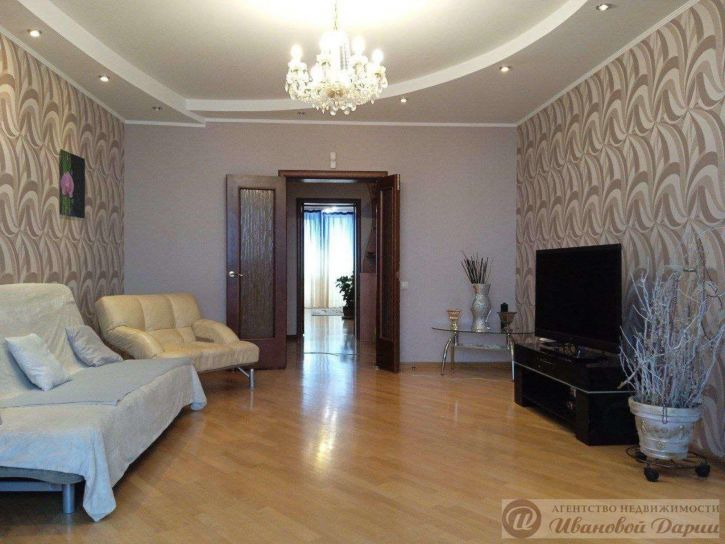 4-комн квартира Стара-Загора улица, 56