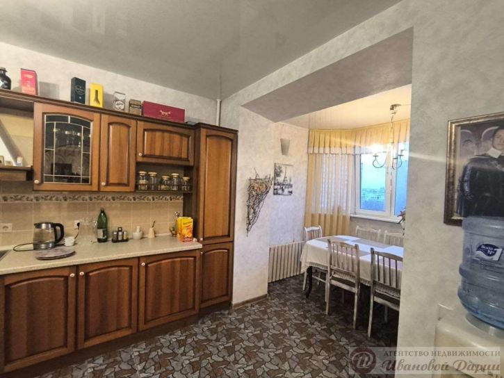 4-комн квартира Стара-Загора улица, 56