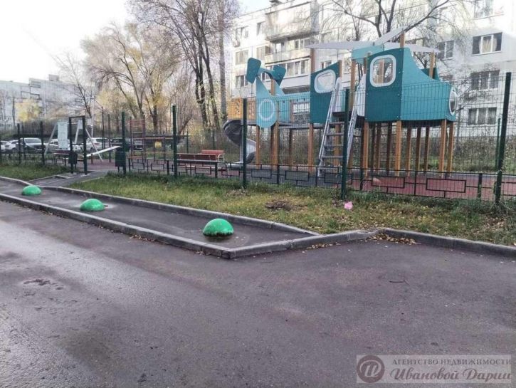 3-комн квартира Черемшанская улица, 234