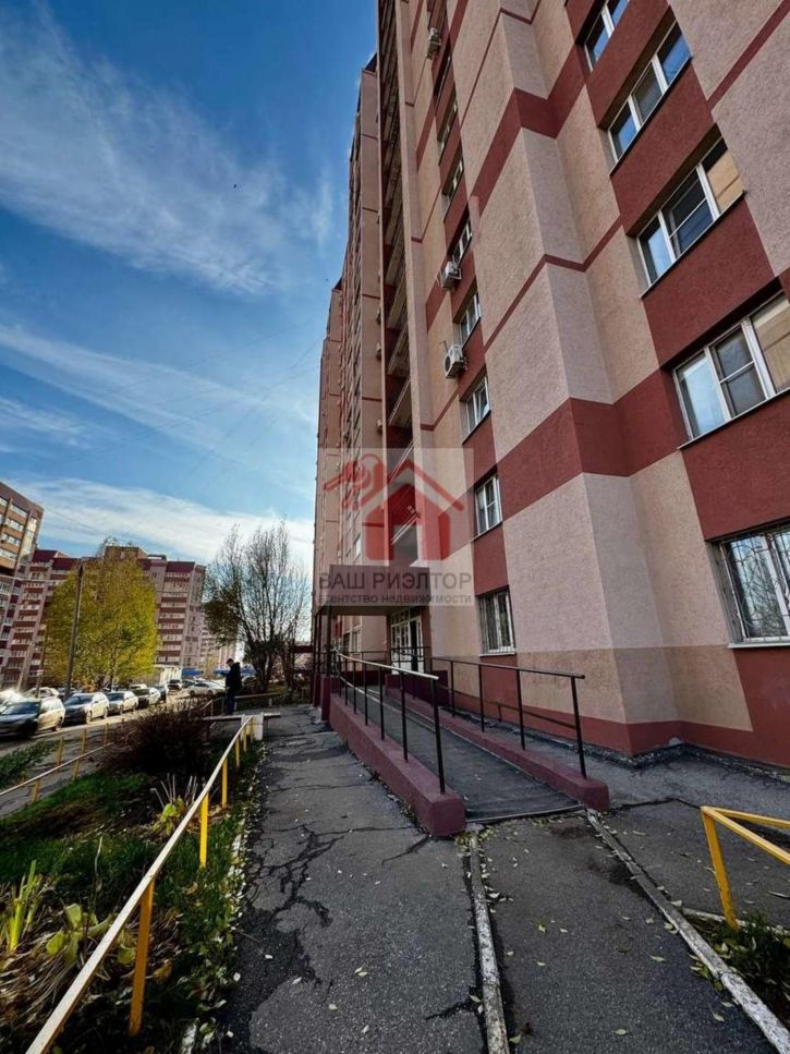 2-комн квартира Карбышева улица, 67а