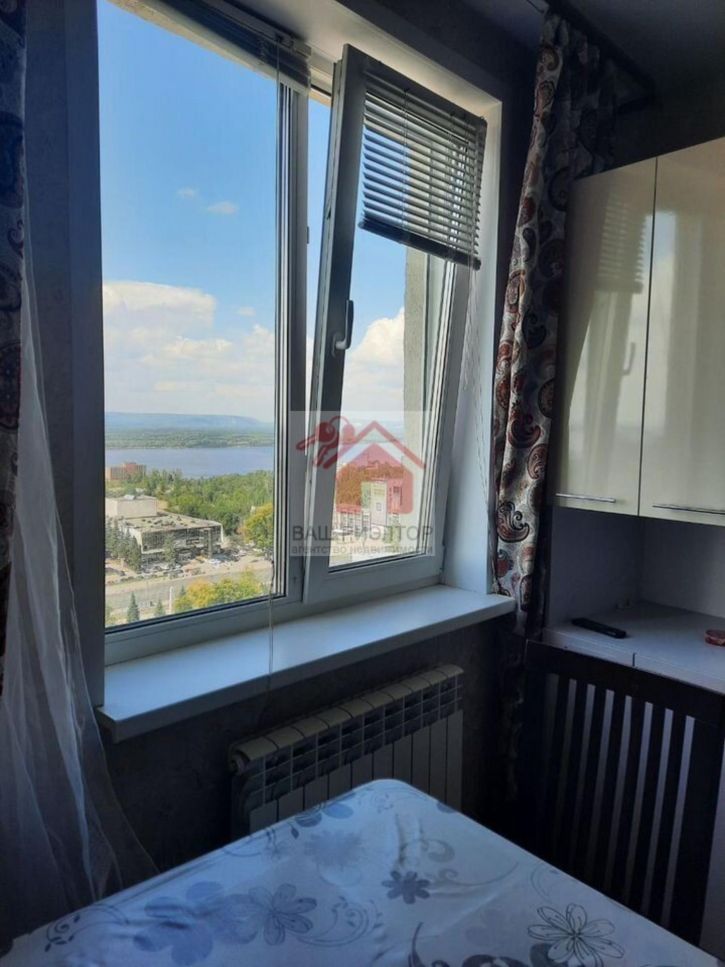 2-комн квартира Луначарского улица, 5