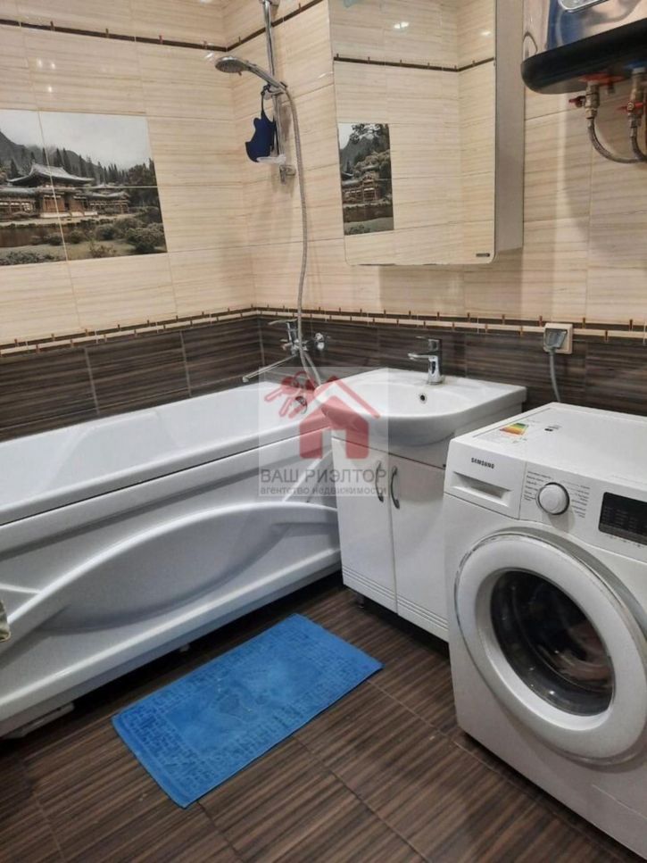 2-комн квартира Луначарского улица, 5