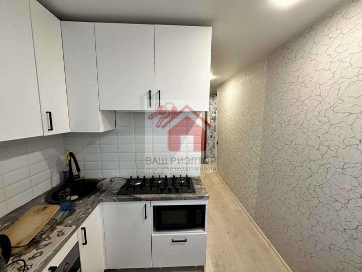 2-комн квартира Победы улица, 151