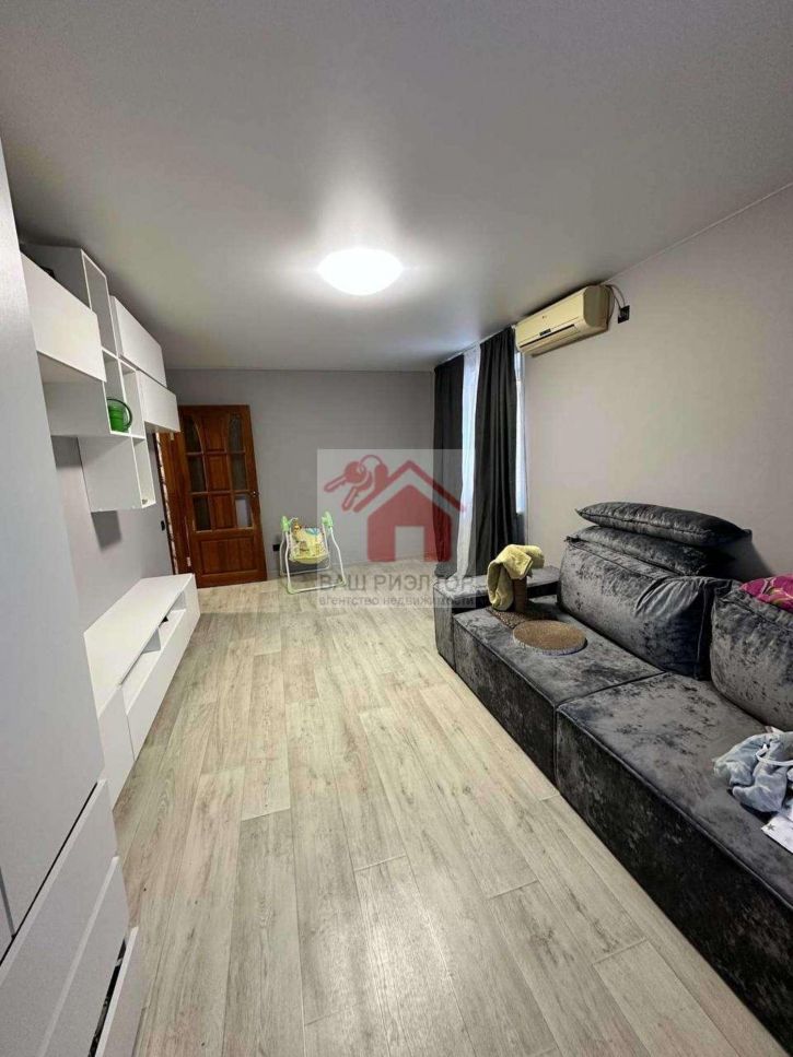 2-комн квартира Победы улица, 151