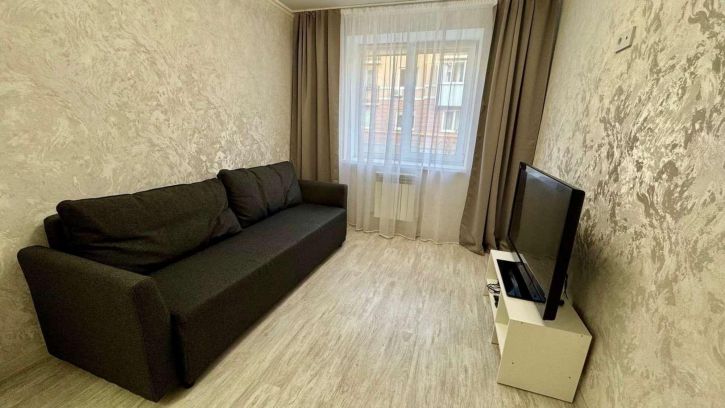 2-комн квартира Ивана Финютина бульвар, 23