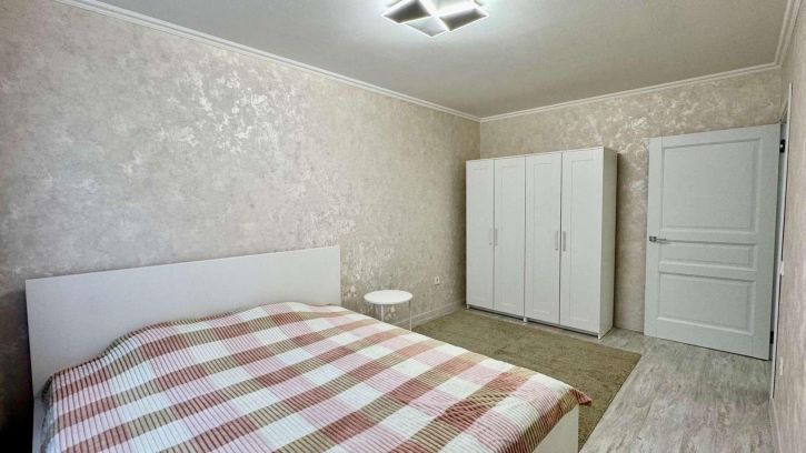 2-комн квартира Ивана Финютина бульвар, 23