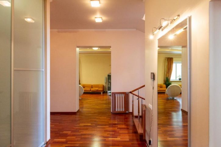 Коттедж/дом поселок Озерки, 191