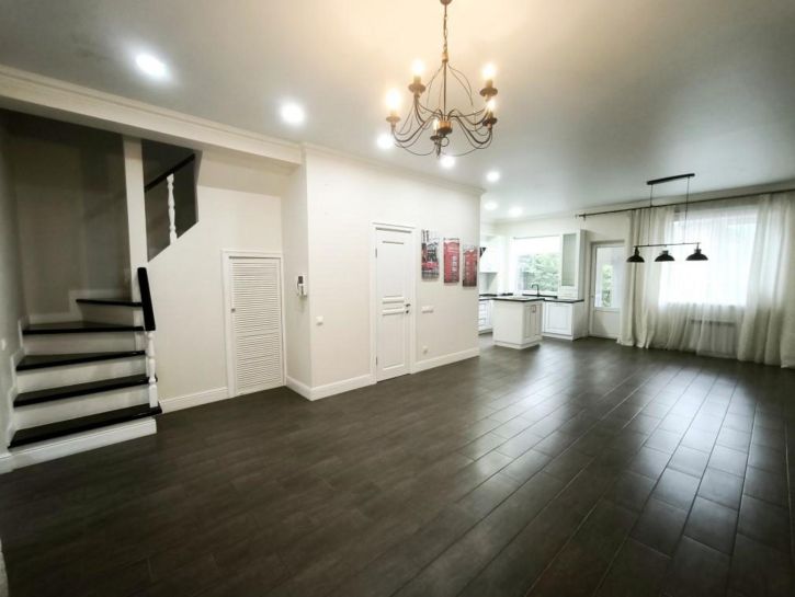 Коттедж/дом Средне-Садовая улица, 45К