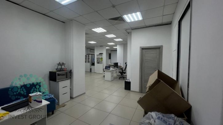 Торговое помещение Революционная улица, 5