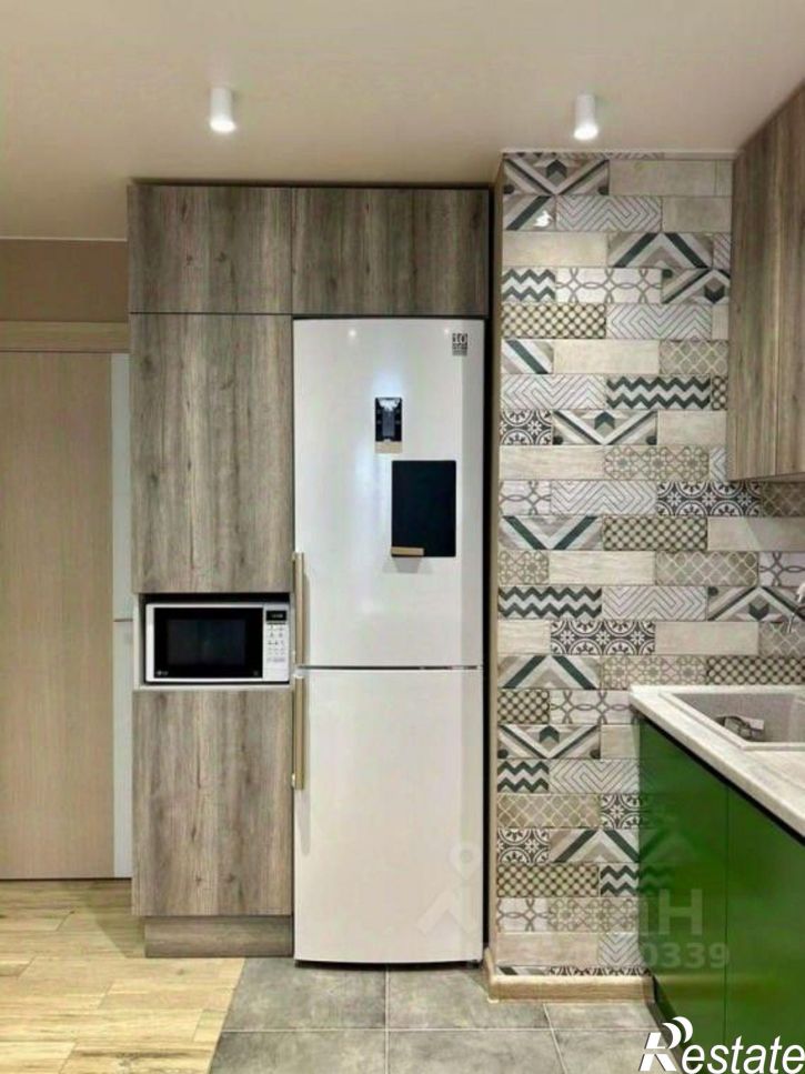 2-комн квартира Революционная улица, 101Б,  д. 101Б